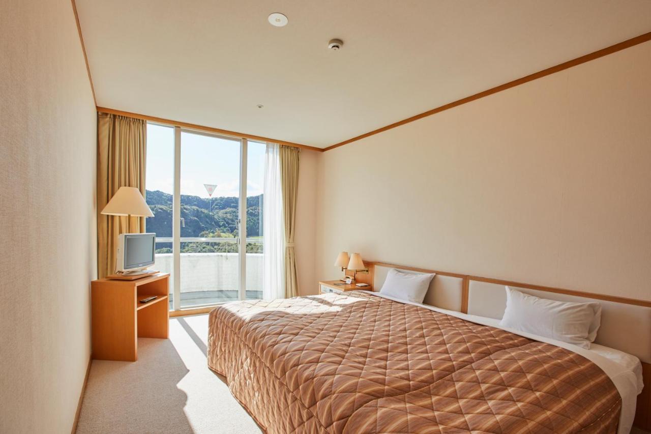 Kamogawa Country Hotel Exterior photo